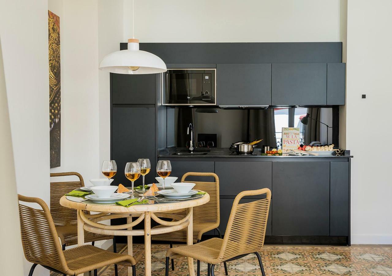 Apartament Santa Paula Pool & Luxury Sewilla Zewnętrze zdjęcie